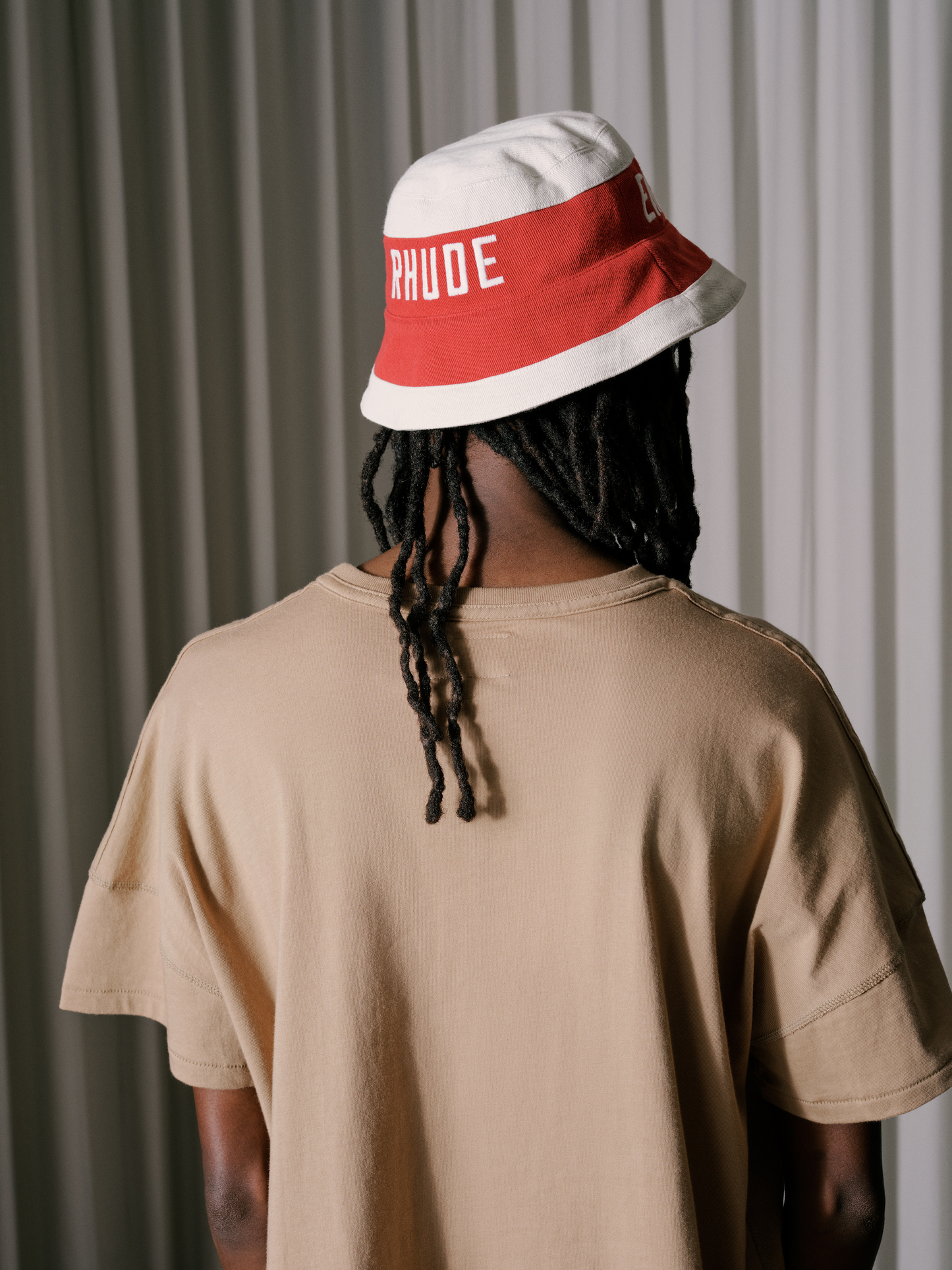 RHUDE EAST HAMPTON BUCKET HAT