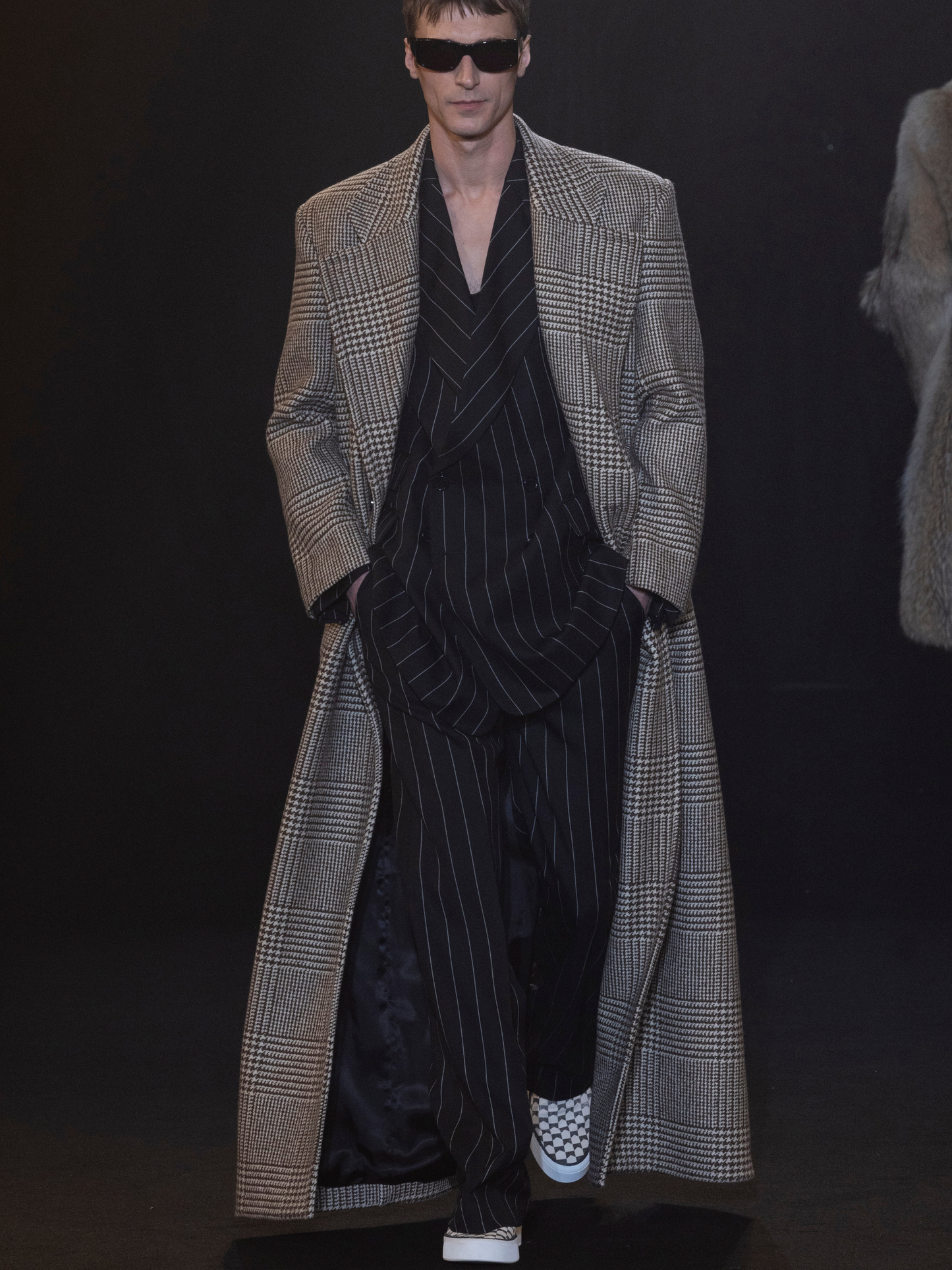 WOOL HOUNDSTOOTH COAT