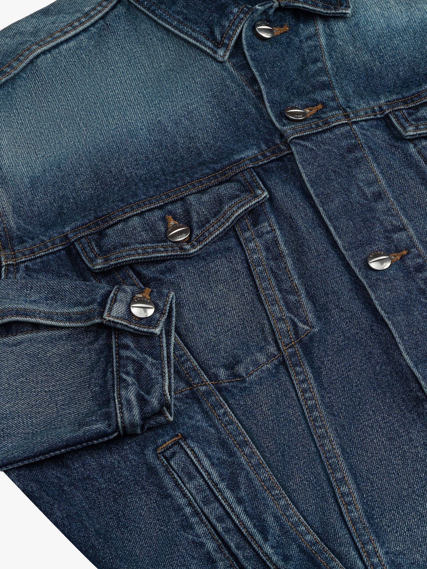 OVERSIZED DENIM TRUCKER JACKET